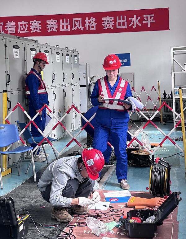 10kV斷路器機(jī)械特性試驗(yàn).jpg